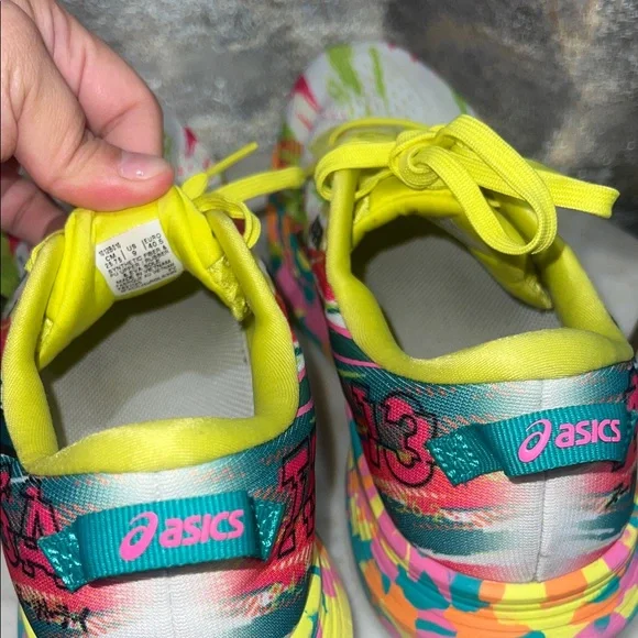 ASICS women’s Noosa Tri 13 Bright Neon Yellow Multicolor Running Shoes - Picture 9 of 10